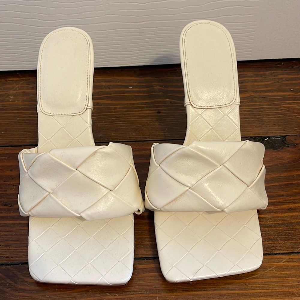 High heel sandal